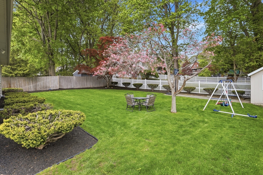 115 Collincote St, Stoneham, MA Photo #23