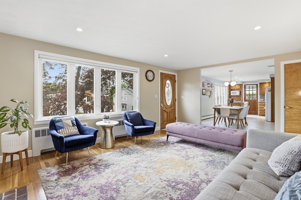 115 Collincote St, Stoneham, MA Photo #5