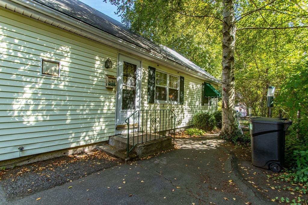 30 Colby St