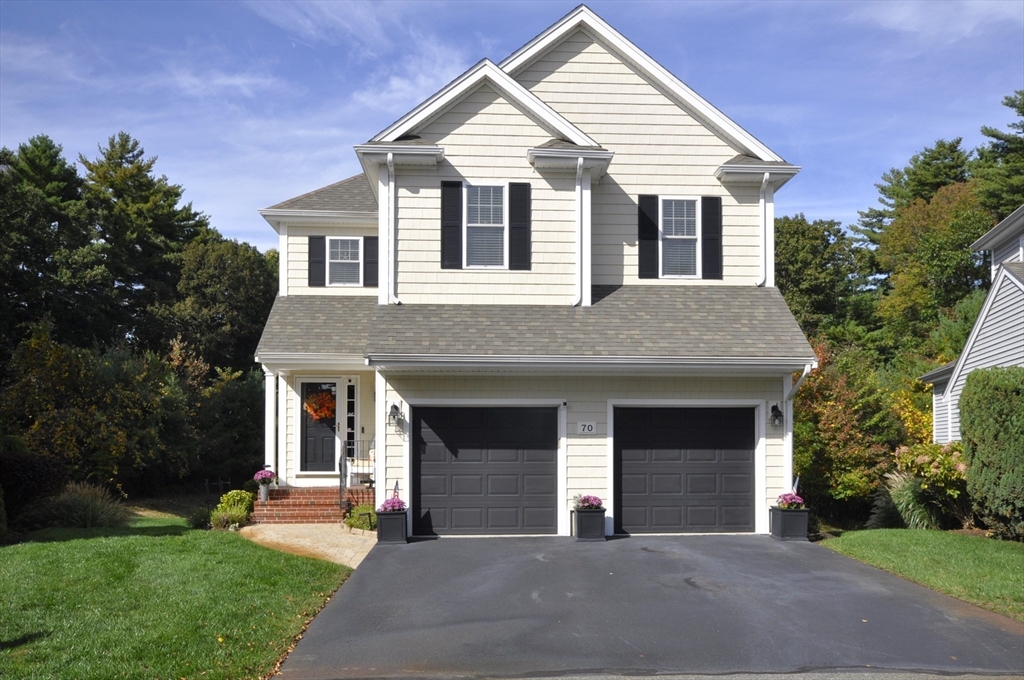 70 Surrey Ln