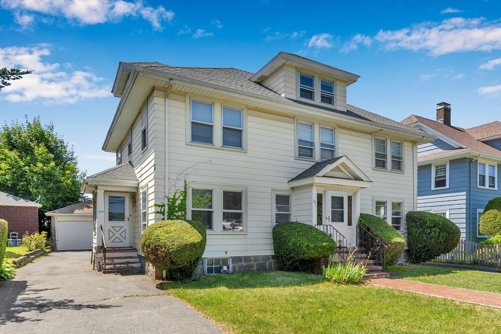 127-129 Blue Hills Pkwy