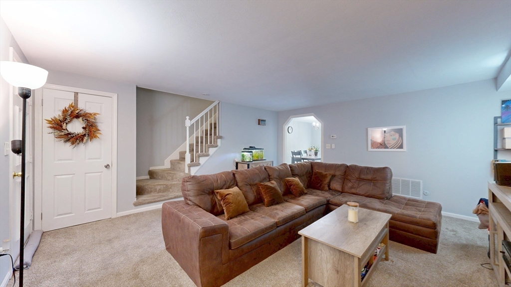 30 Morgan Dr 30