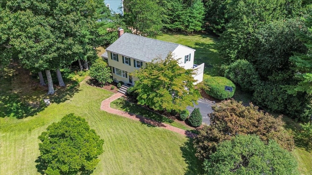 19 Snyder Rd, Medfield, MA Photo #3