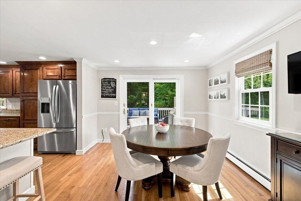 19 Snyder Rd, Medfield, MA Photo #11