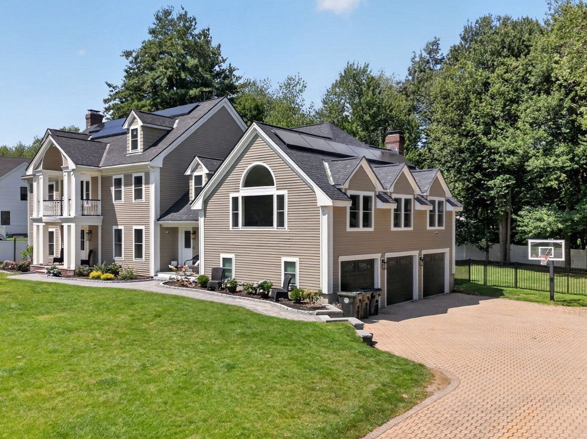 4 Fairway Dr, Andover MA 01810