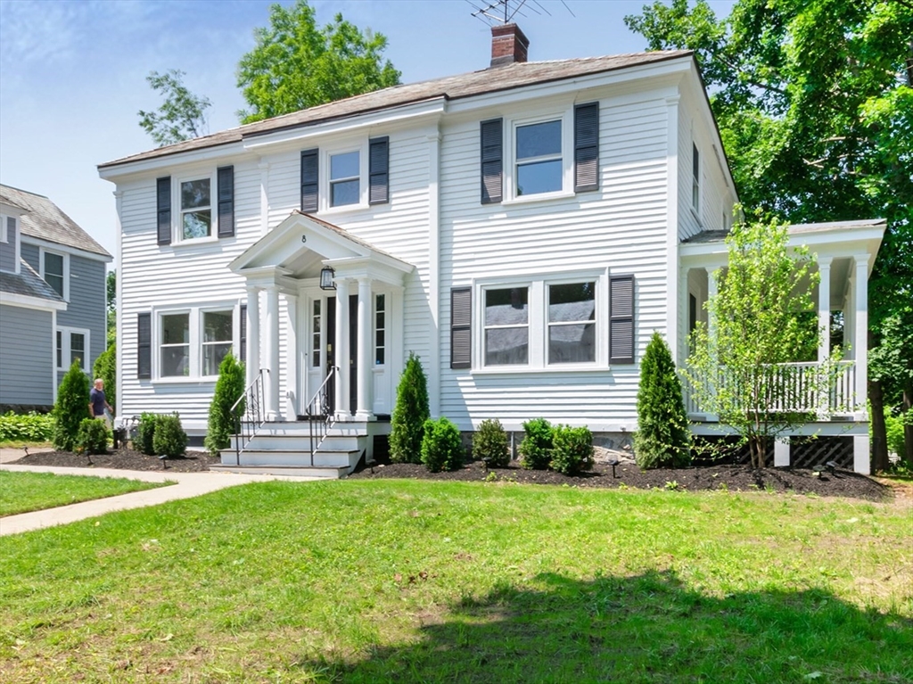 8 Carisbrooke St