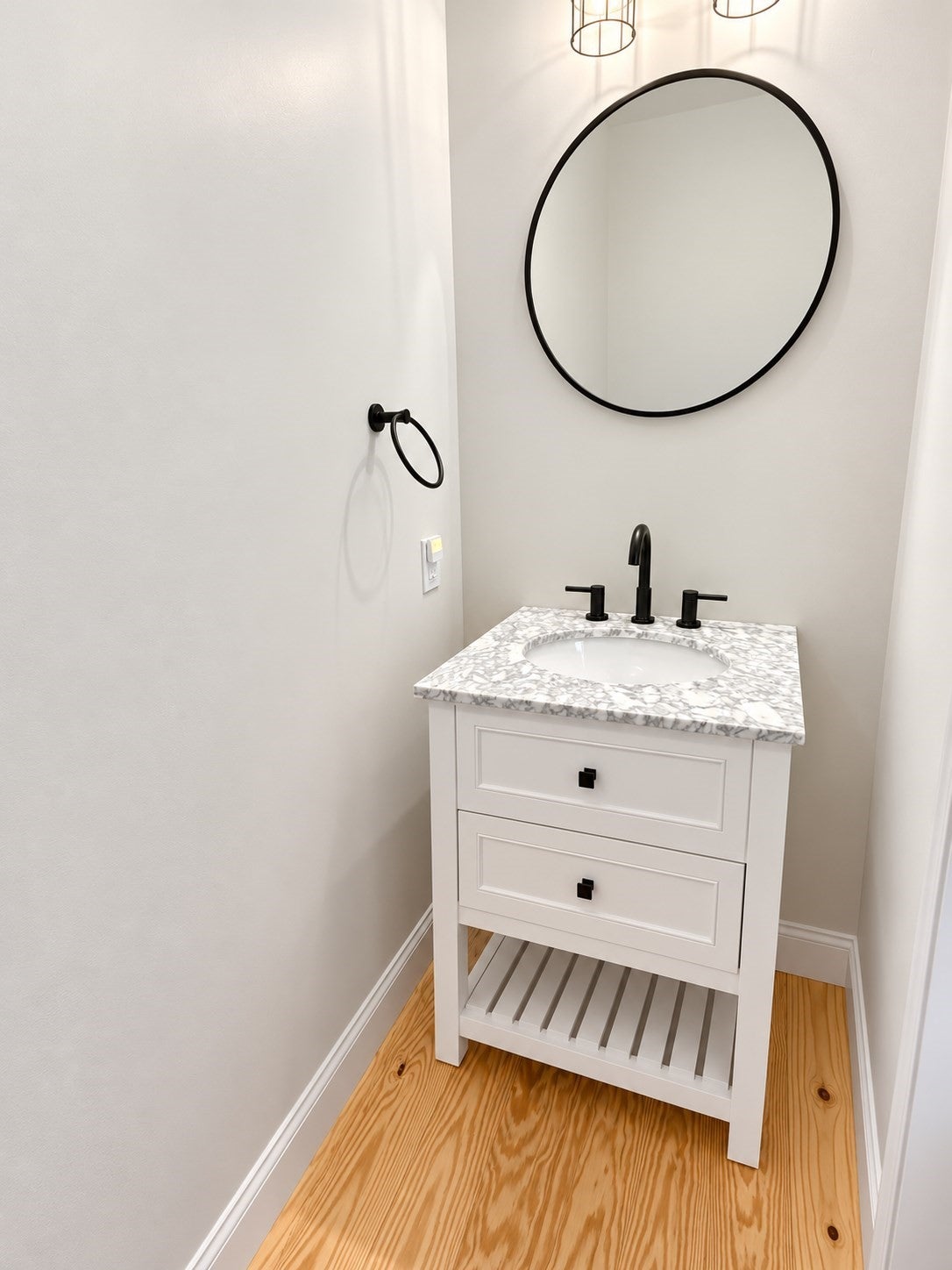 138 Market St, Amesbury, MA Photo #12