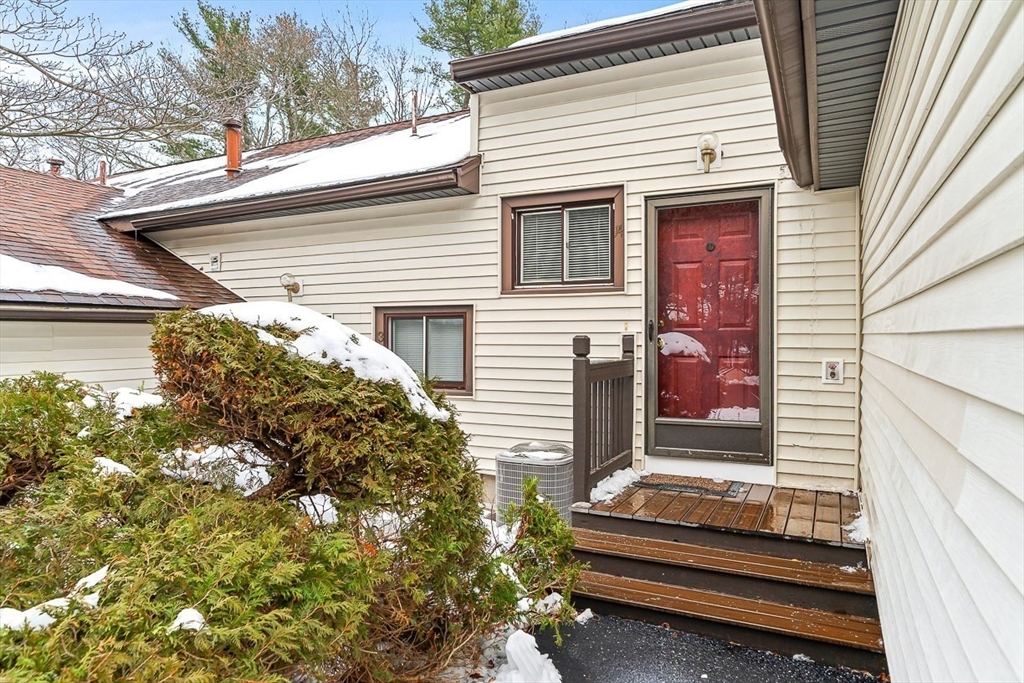 14 Centercrest Dr 14