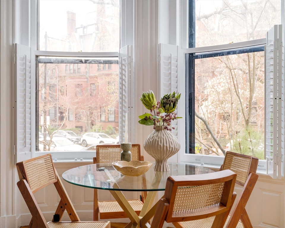 486 Beacon St 1