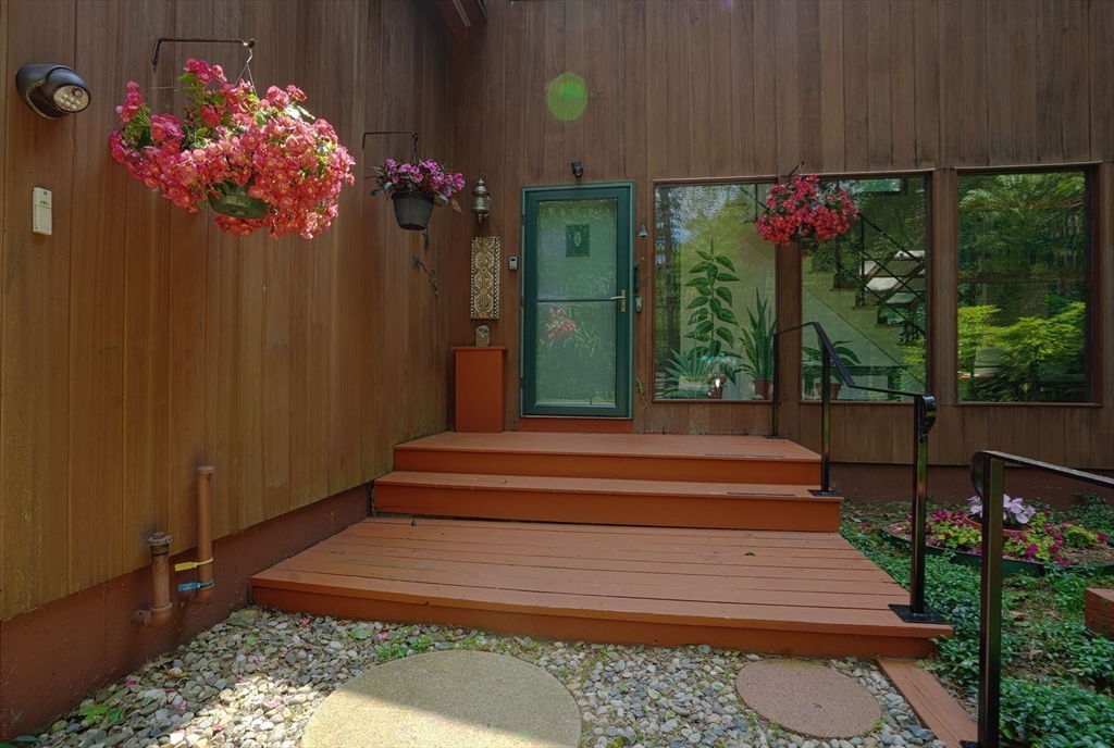 17 Juniper Lane