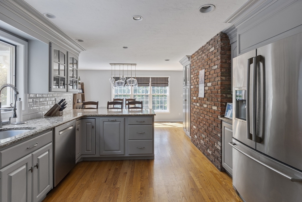 14 Hidden Brick Road