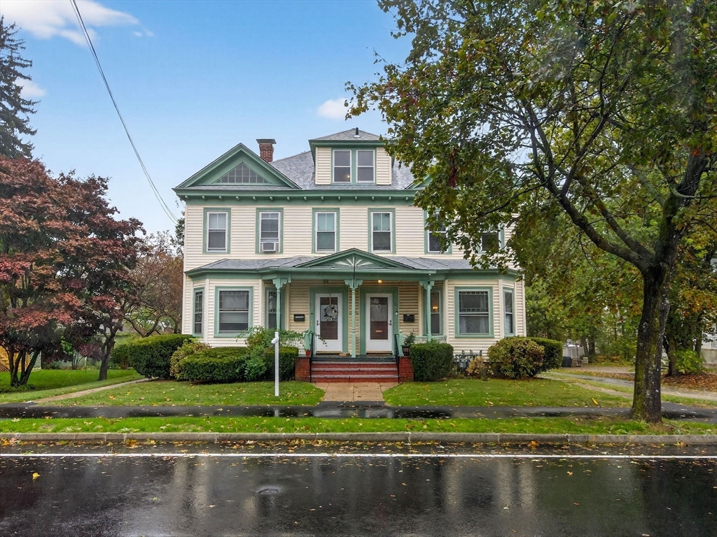372-374 Main St