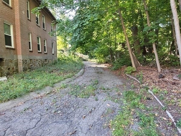 179 Hebron St