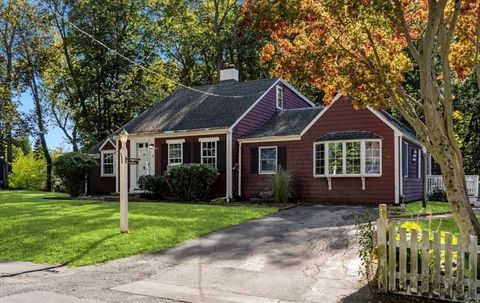 11 Sanborn Hingham MA 02043