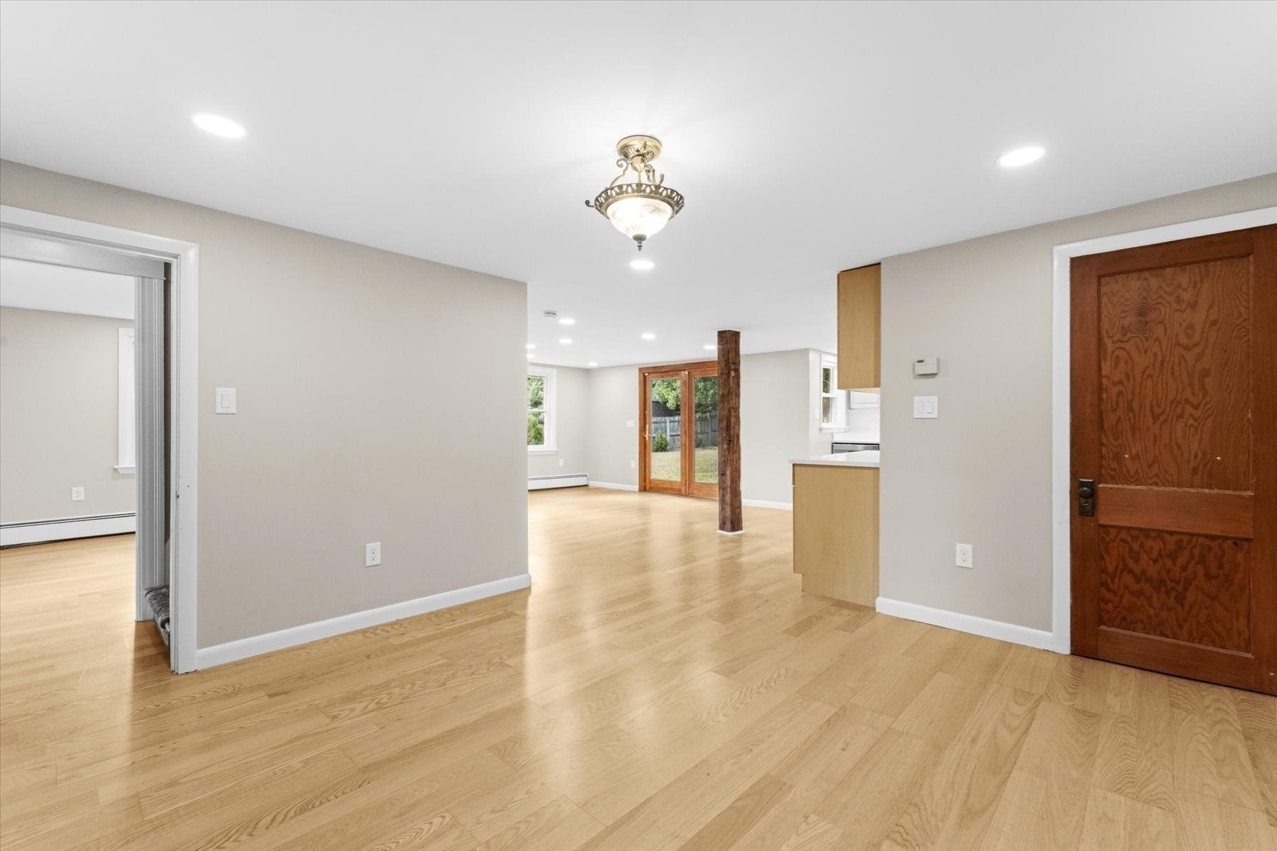 82 Boston Rd, Sutton, MA, 82 Boston Rd, Sutton, MA Photo #15