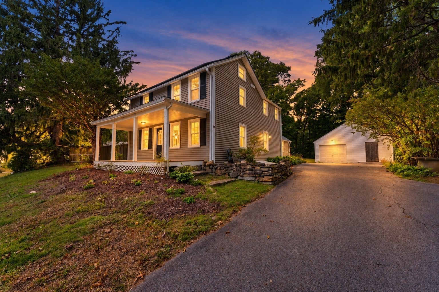 82 Boston Rd, Sutton, MA, 82 Boston Rd, Sutton, MA Photo #1