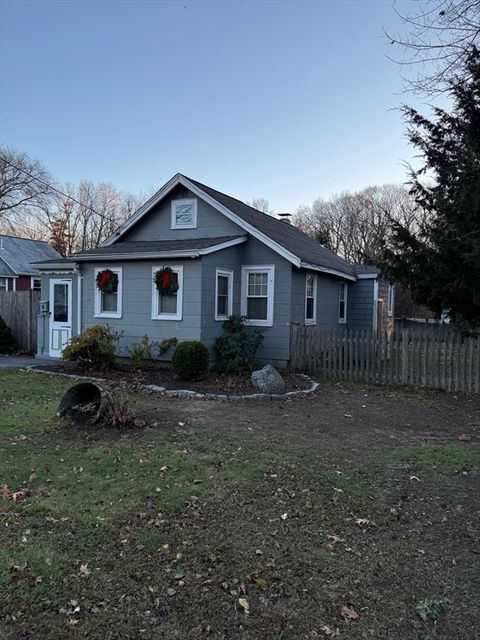 Photo of 73 Track Rd, Reading, MA 01867 (MLS # 73458237)