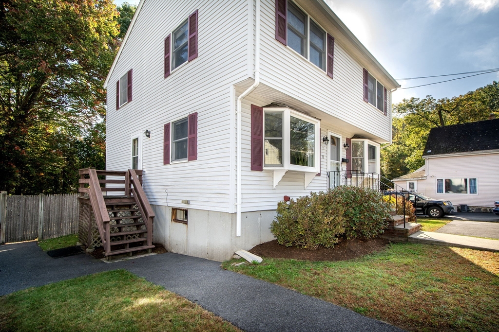 52 Bunker Hill Lane