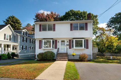 Photo of 52 Bunker Hill Lane, Quincy, MA 02169 (MLS # 73443842)