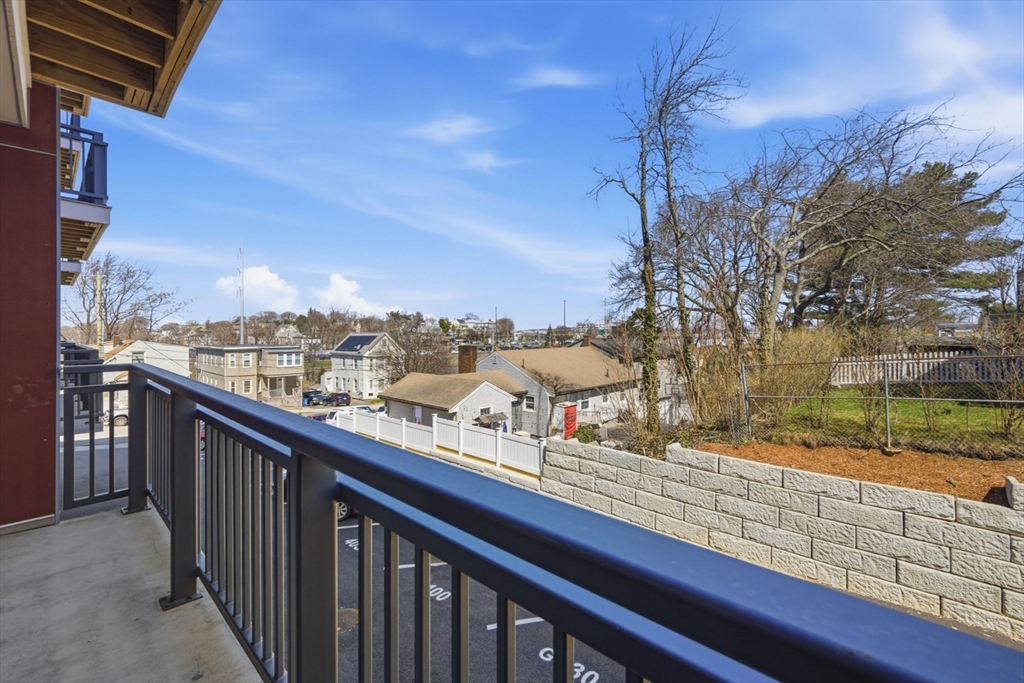 10 Franklin Ave., 106