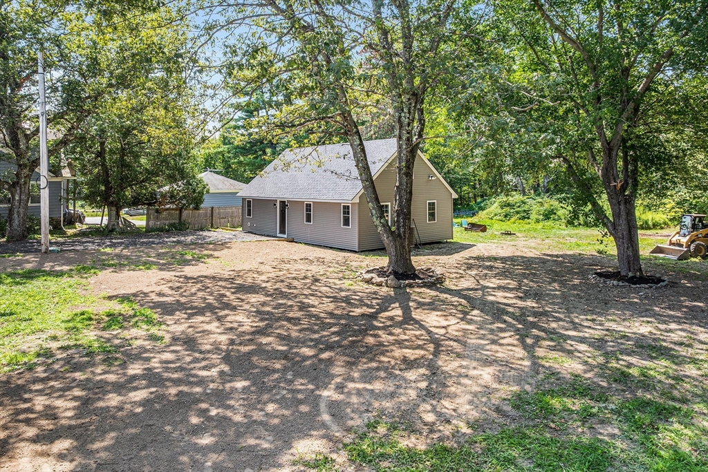 312 Pleasant St