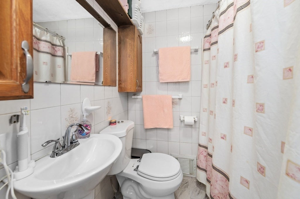 38 E Foster ST #2, Melrose, MA, 38 E Foster ST #2, Melrose, MA Photo #14