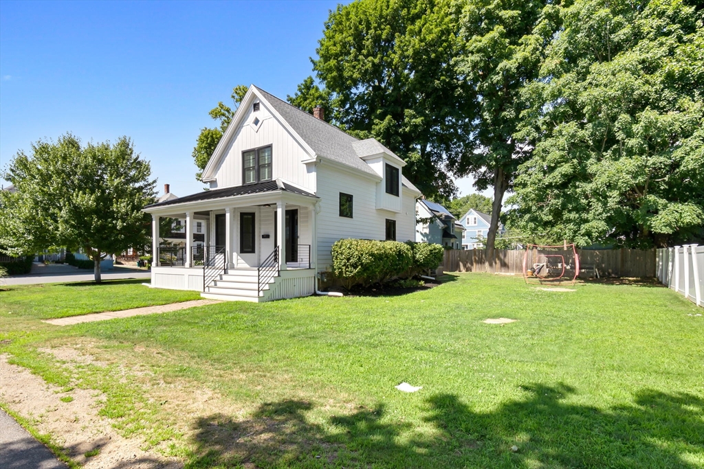 13 Pleasant St