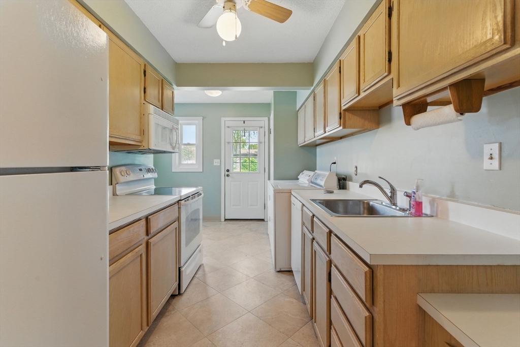 1064 James Street 1064