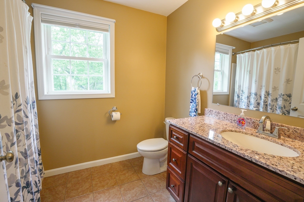 Shirley, Massachusetts 01464, United States, 3 Bedrooms Bedrooms, ,3 BathroomsBathrooms,Residential,Active,143185