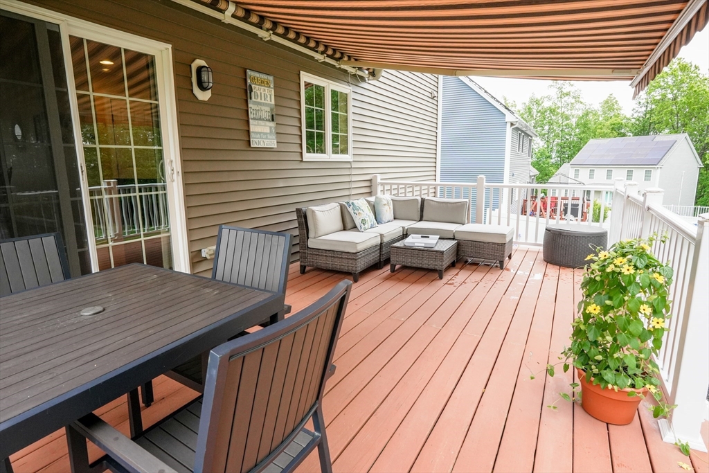 Shirley, Massachusetts 01464, United States, 3 Bedrooms Bedrooms, ,3 BathroomsBathrooms,Residential,Active,143185