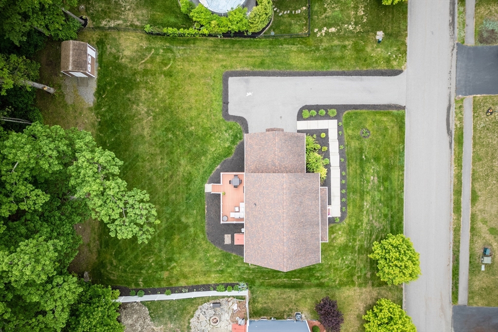 Shirley, Massachusetts 01464, United States, 3 Bedrooms Bedrooms, ,3 BathroomsBathrooms,Residential,Active,143185