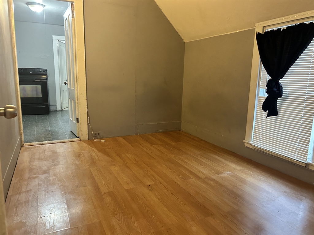 44 Glen Ave #2, Brockton, MA Photo #4