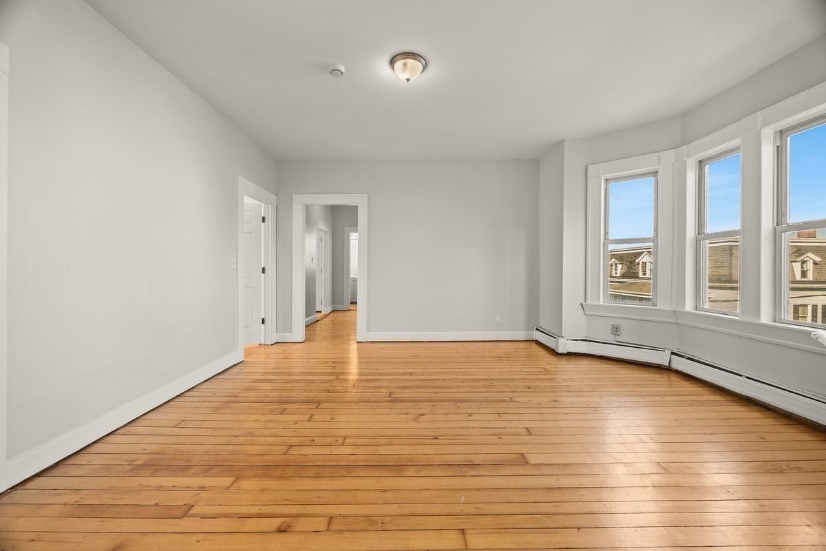 292 Durfee St, Fall River, MA Photo #9
