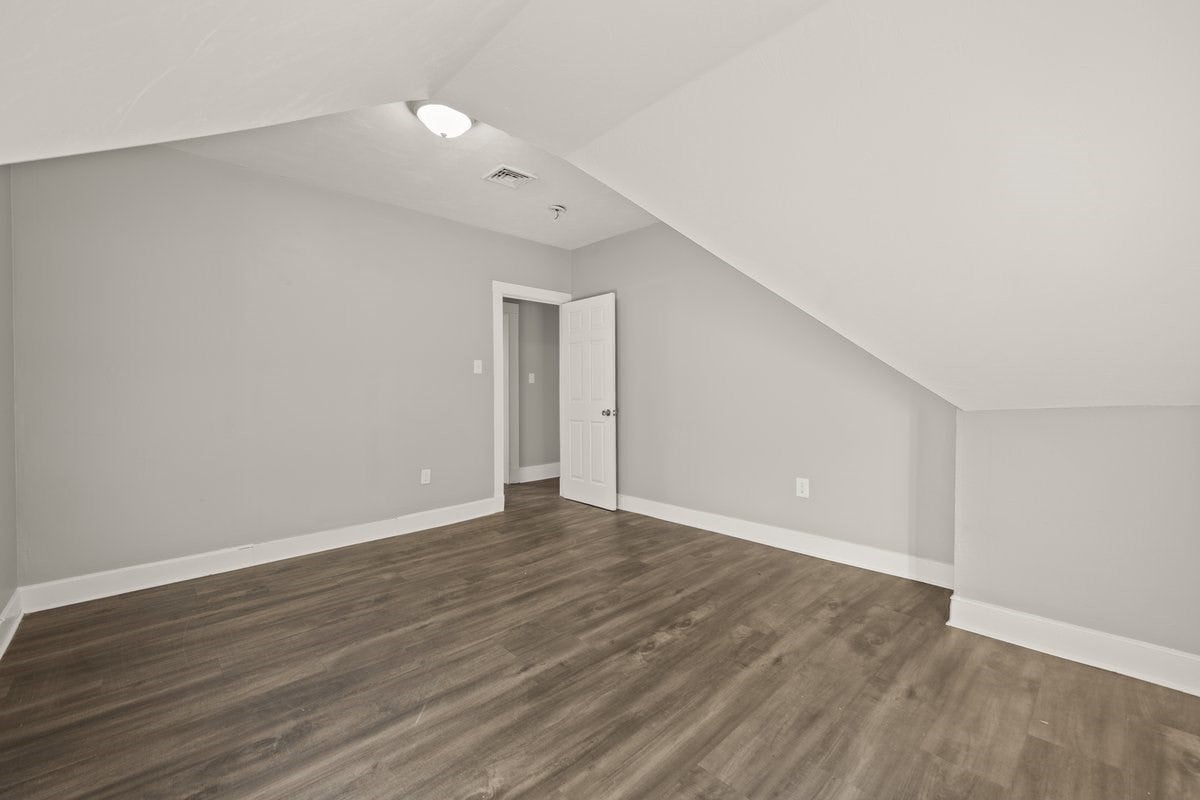 292 Durfee St, Fall River, MA Photo #16