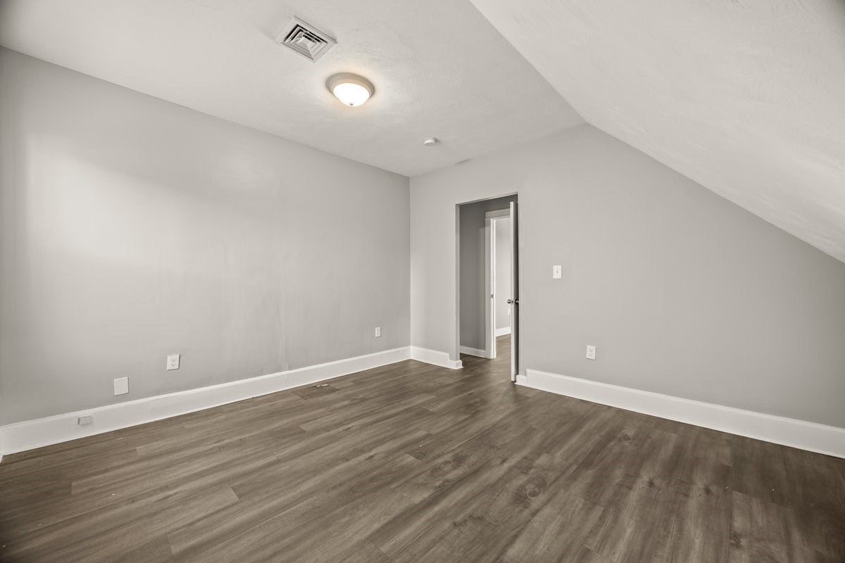292 Durfee St, Fall River, MA Photo #22