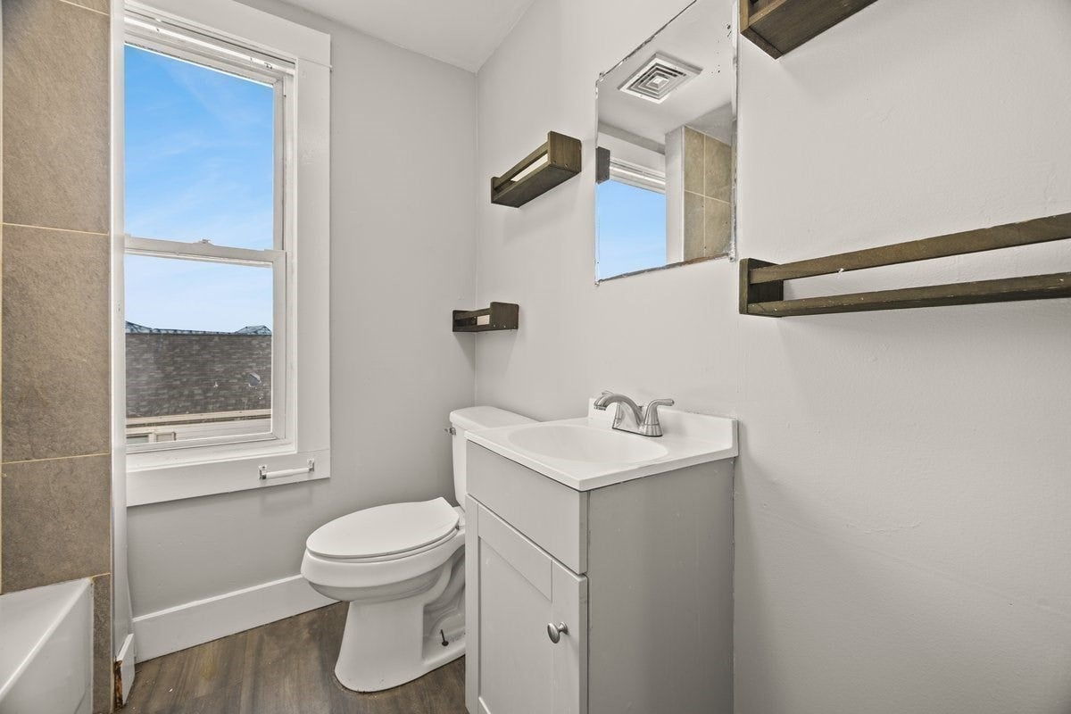 292 Durfee St, Fall River, MA Photo #25