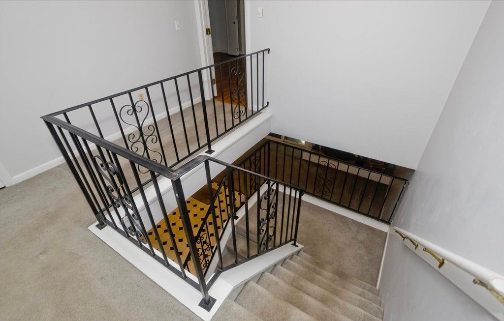 409 Nassau Dr #409, Springfield, MA Photo #23