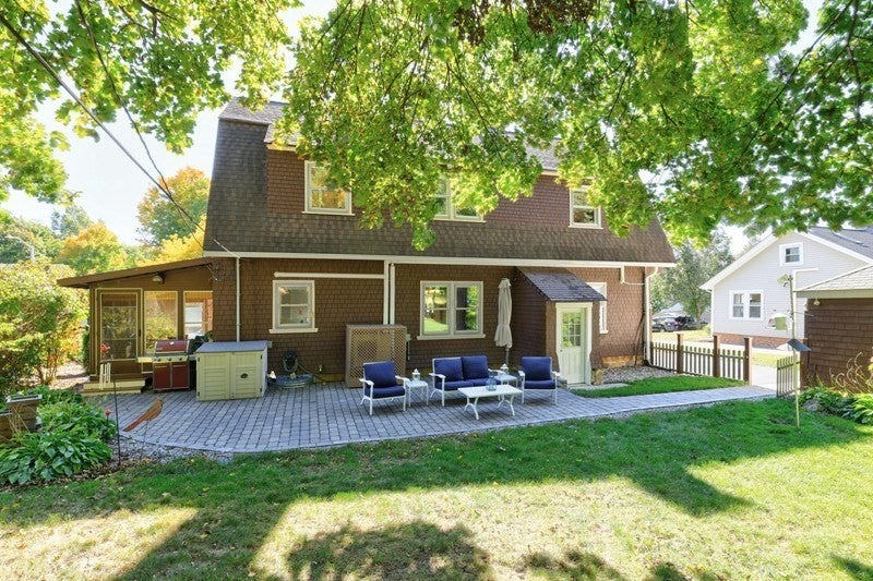 15 Davidson Road