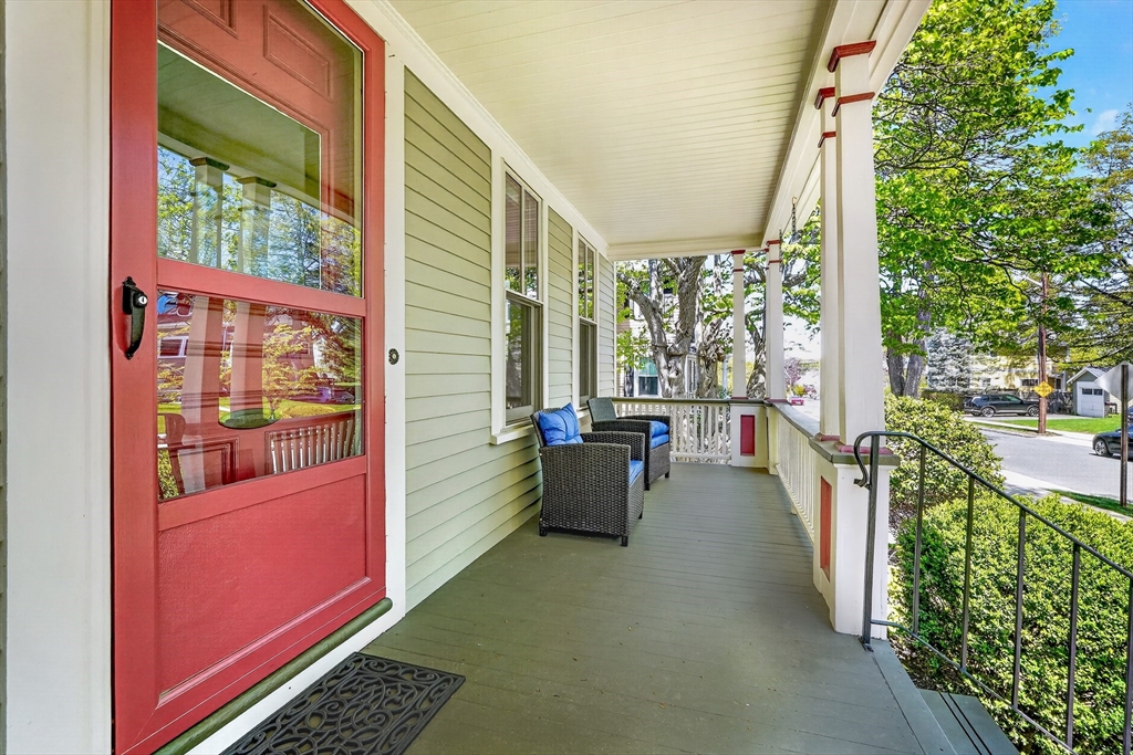 84 Lincoln St