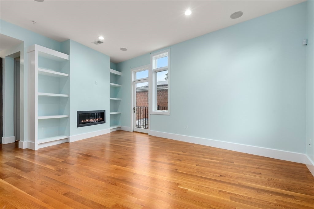5 Mohawk St 2