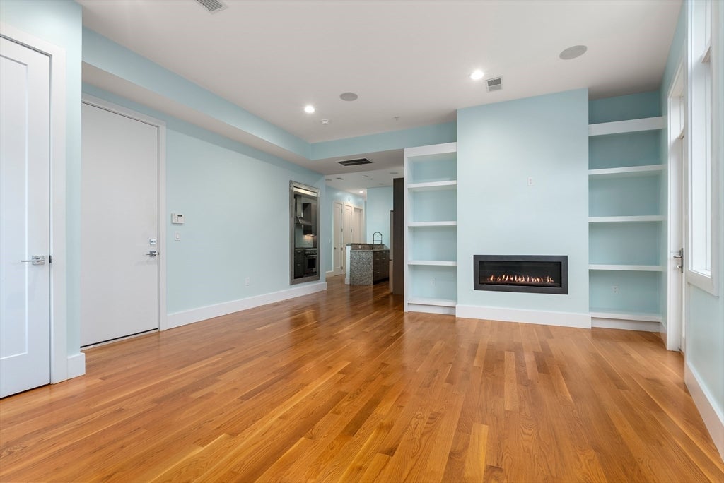 5 Mohawk St 2