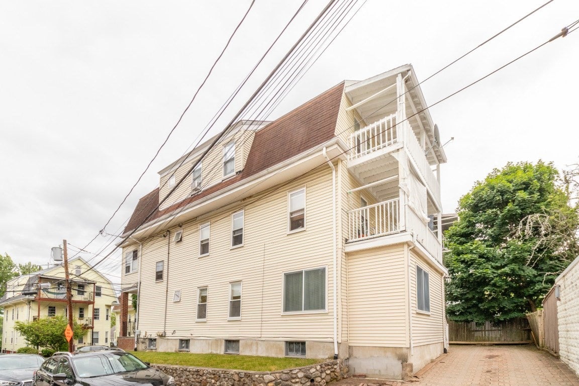 34 Irma Ave