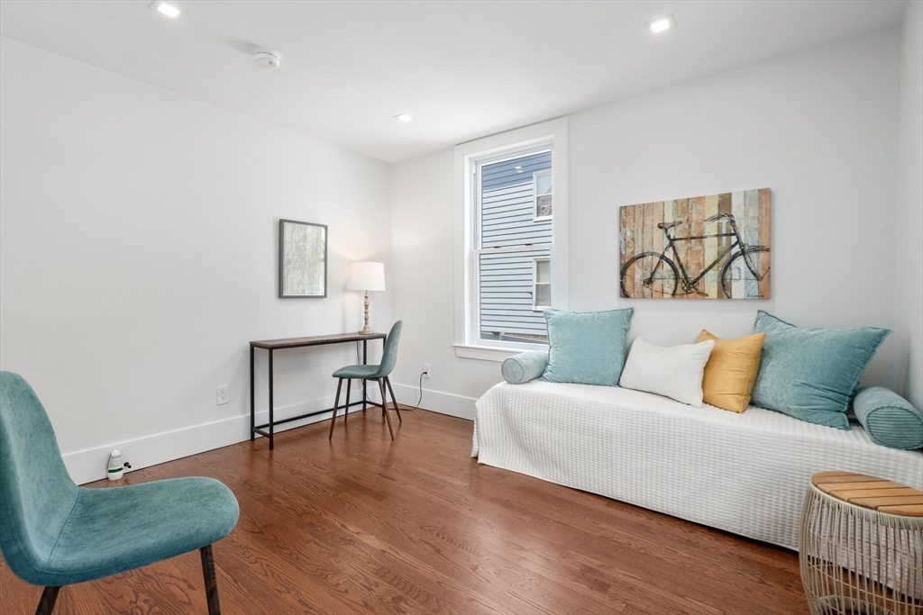 134 Brown Street #2, Waltham, MA Photo #31