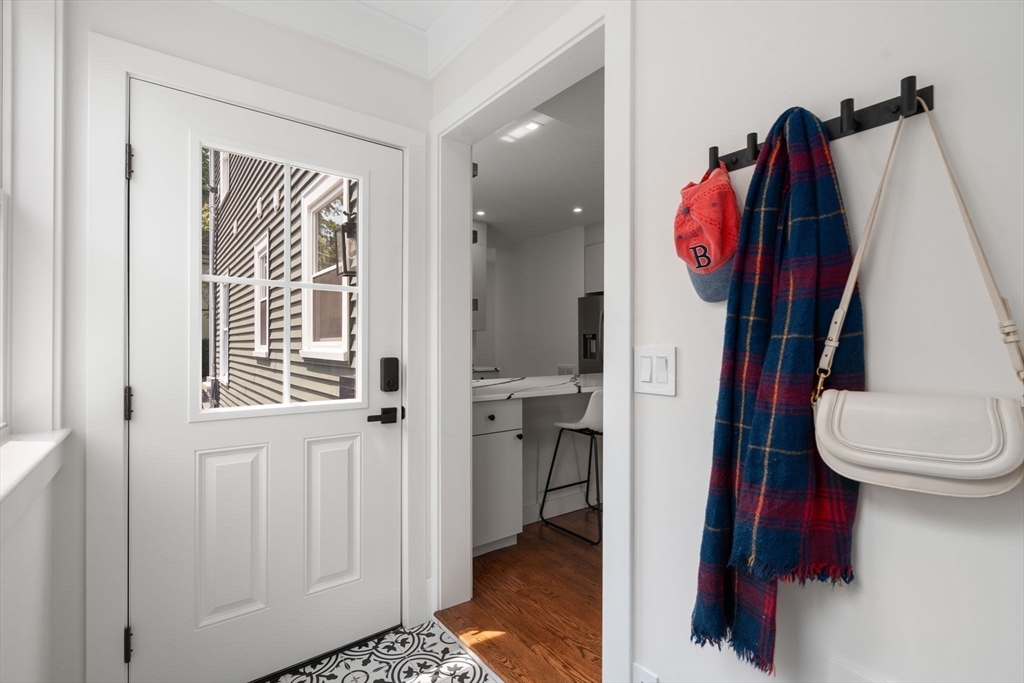 134 Brown Street #2, Waltham, MA Photo #8