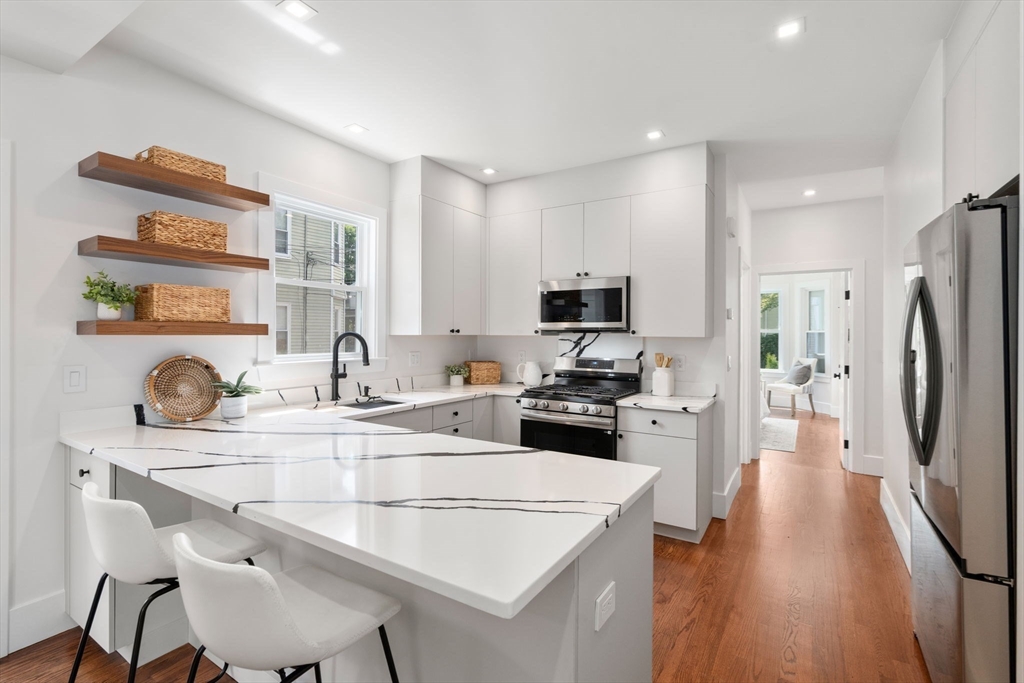 134 Brown Street #2, Waltham, MA Photo #19