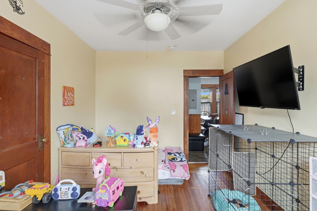 612 Rathbun St, Blackstone, MA Photo #23