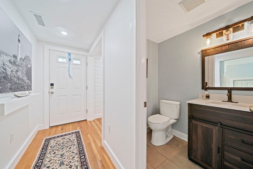 2 Rivers Edge Rd #2, Hull, MA, 2 Rivers Edge Rd #2, Hull, MA Photo #16