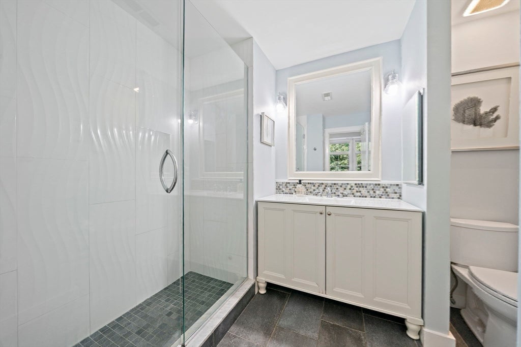 2 Rivers Edge Rd #2, Hull, MA, 2 Rivers Edge Rd #2, Hull, MA Photo #28