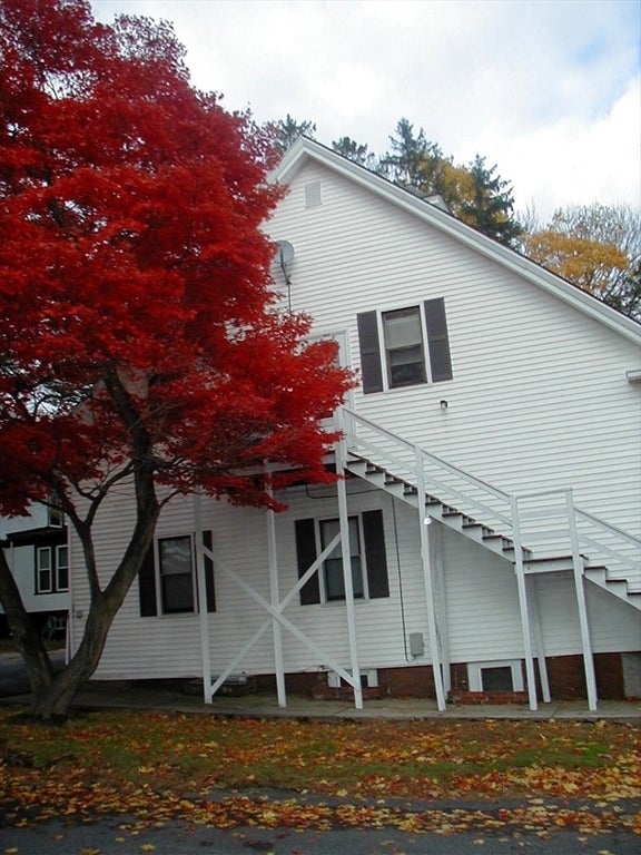 Photo of 49B Dean Avenue, Franklin, MA
