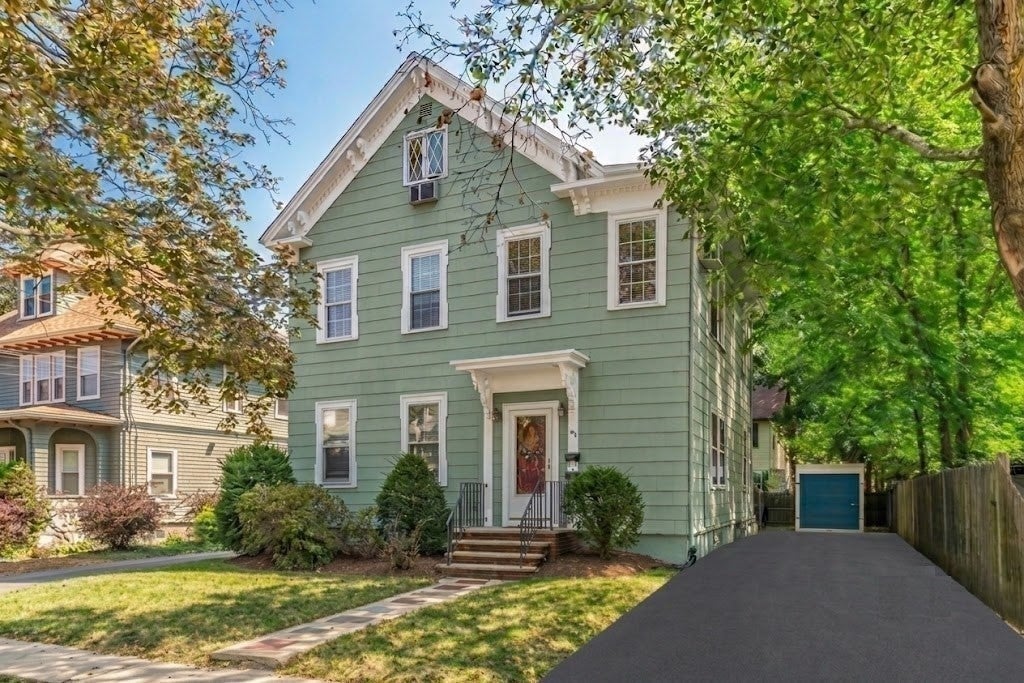 53 Oakland St #2, Medford, MA Photo #27